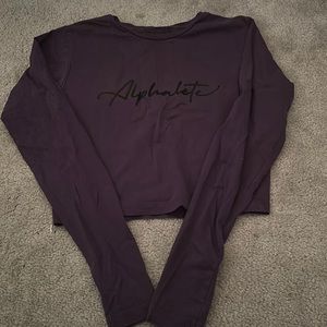 Alphalete long sleeve crop. Size small. Purple.